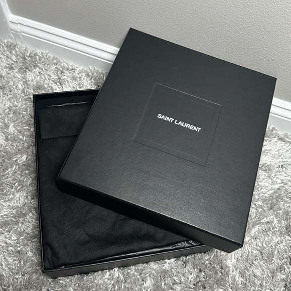 Saint Laurent OPYUM PATENT LEATHER HEELS with Gold hardware size 40EU - Picture 7 of 16